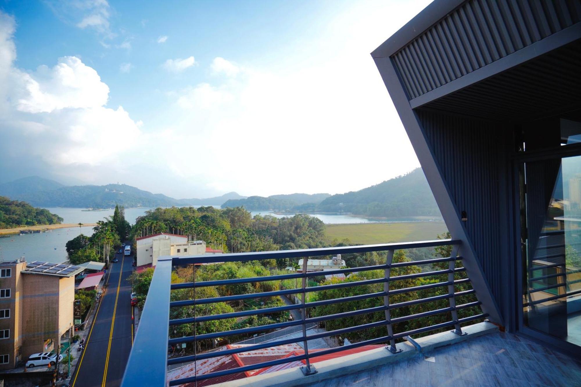 Lake B&B Yuchi Bagian luar foto
